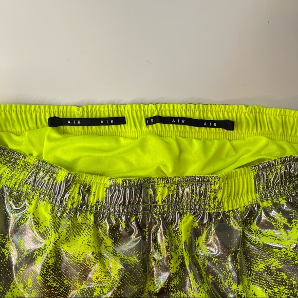 Nike Air Women's 3" Running Shorts Volt Size S,M,XL - Picture 8 of 12